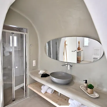 Charming In Platis Gialos With Private Pool * 파라다이스비치